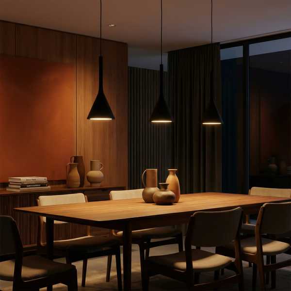 Elancia Pendant Detail View | Luxarmonie