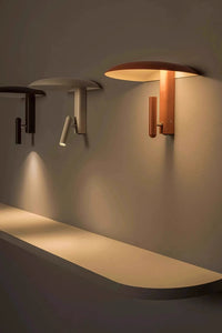 Applique murale rotative en métal noir – Zolanire