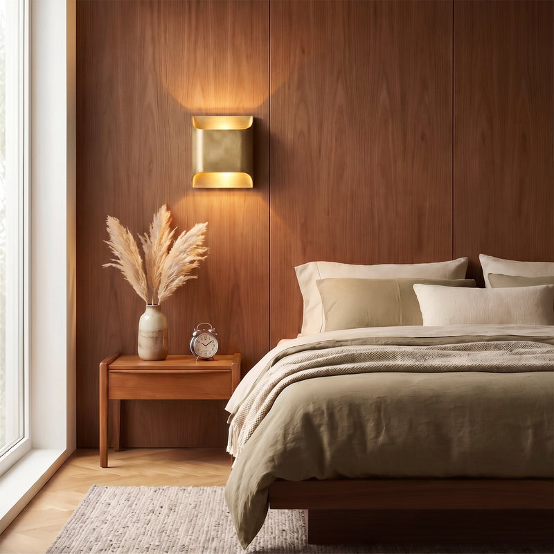 Luminaire doré et laiton : sublimez votre intérieur avec élégance