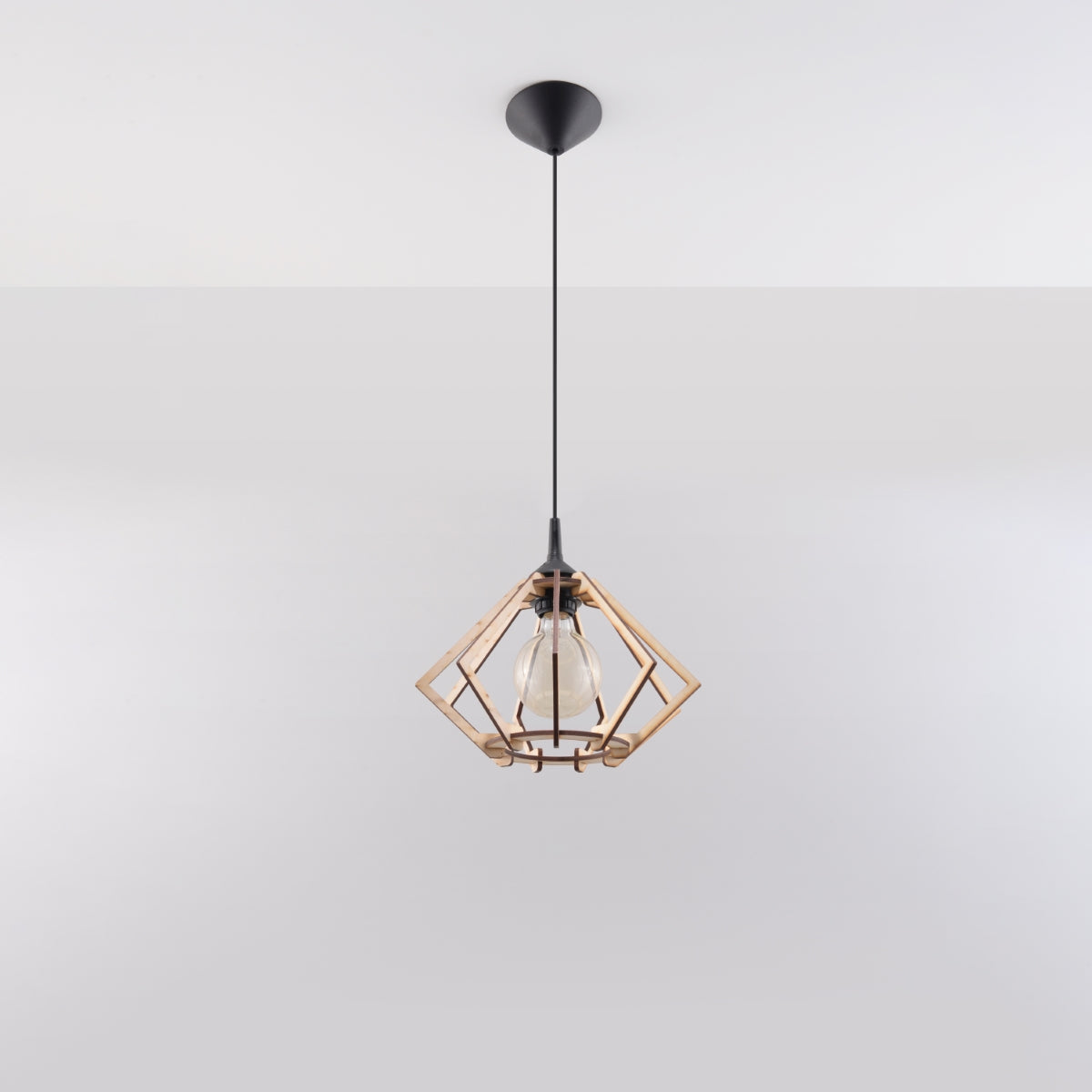 Pendant Light Model Narevia detail view | Luxarmonie