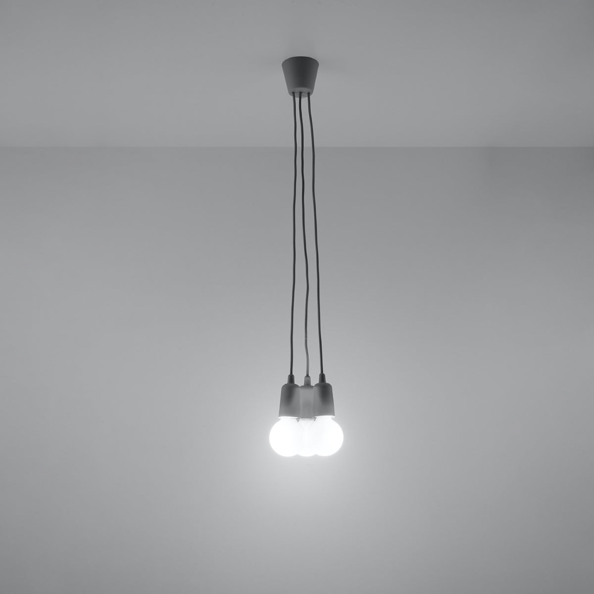 Minimalistische grijze hanglamp met 3 lichten – model Ardelio