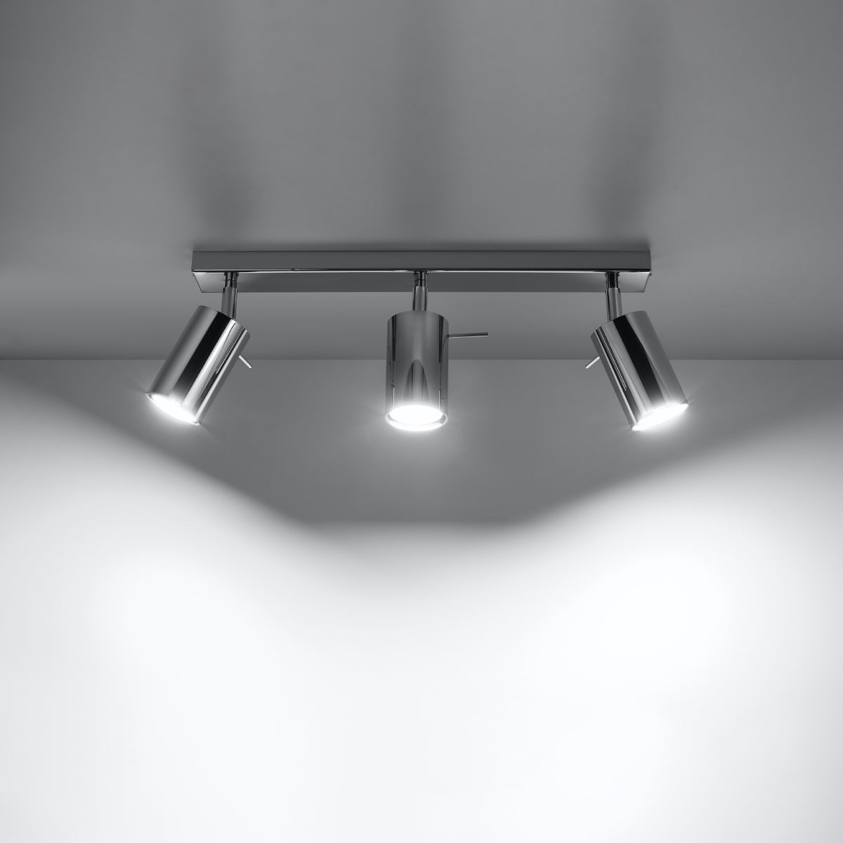 Modern chrome ceiling light with 3 adjustable spotlights – Arionys model