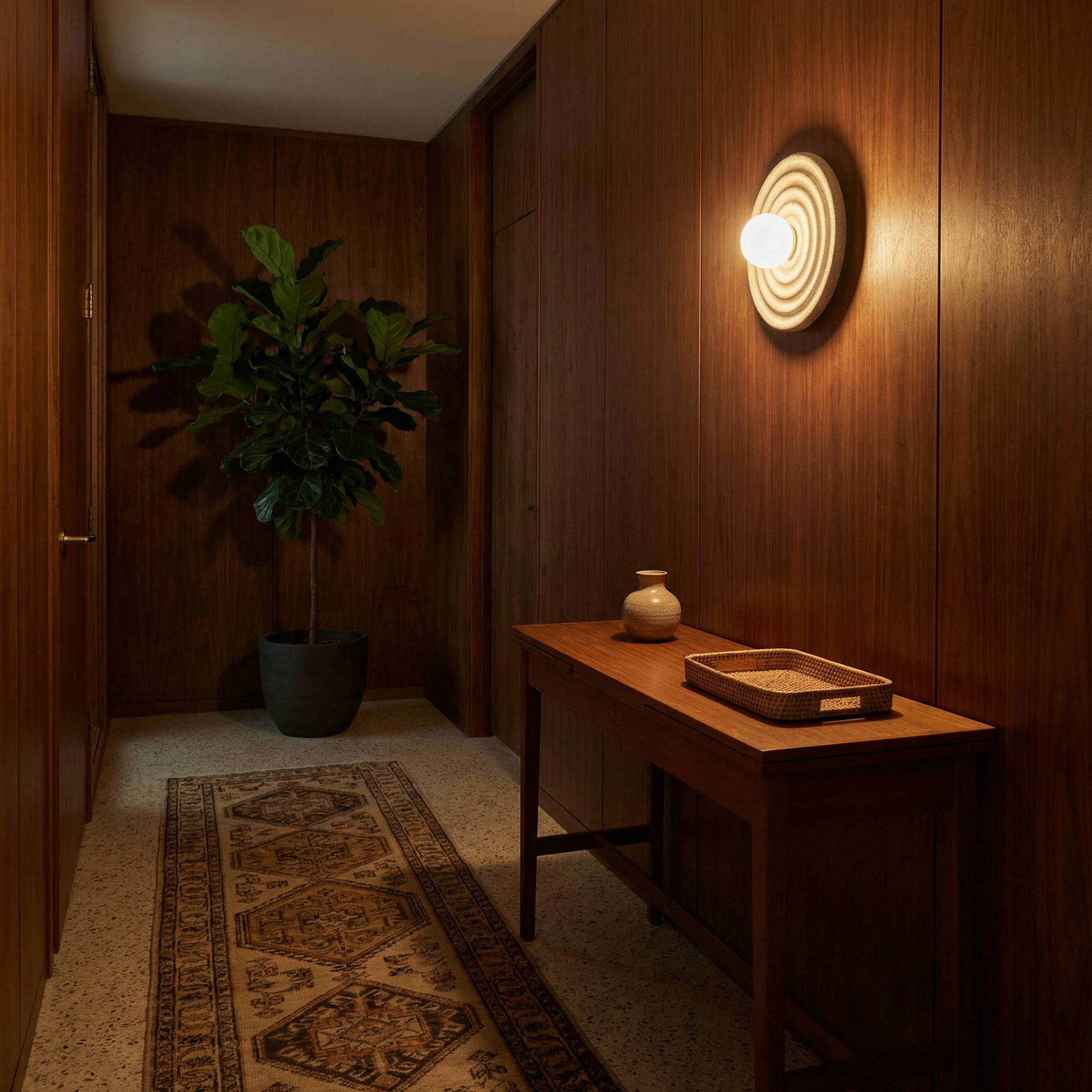 Lunar Waves Wall Sconce Detail View | Luxarmonie