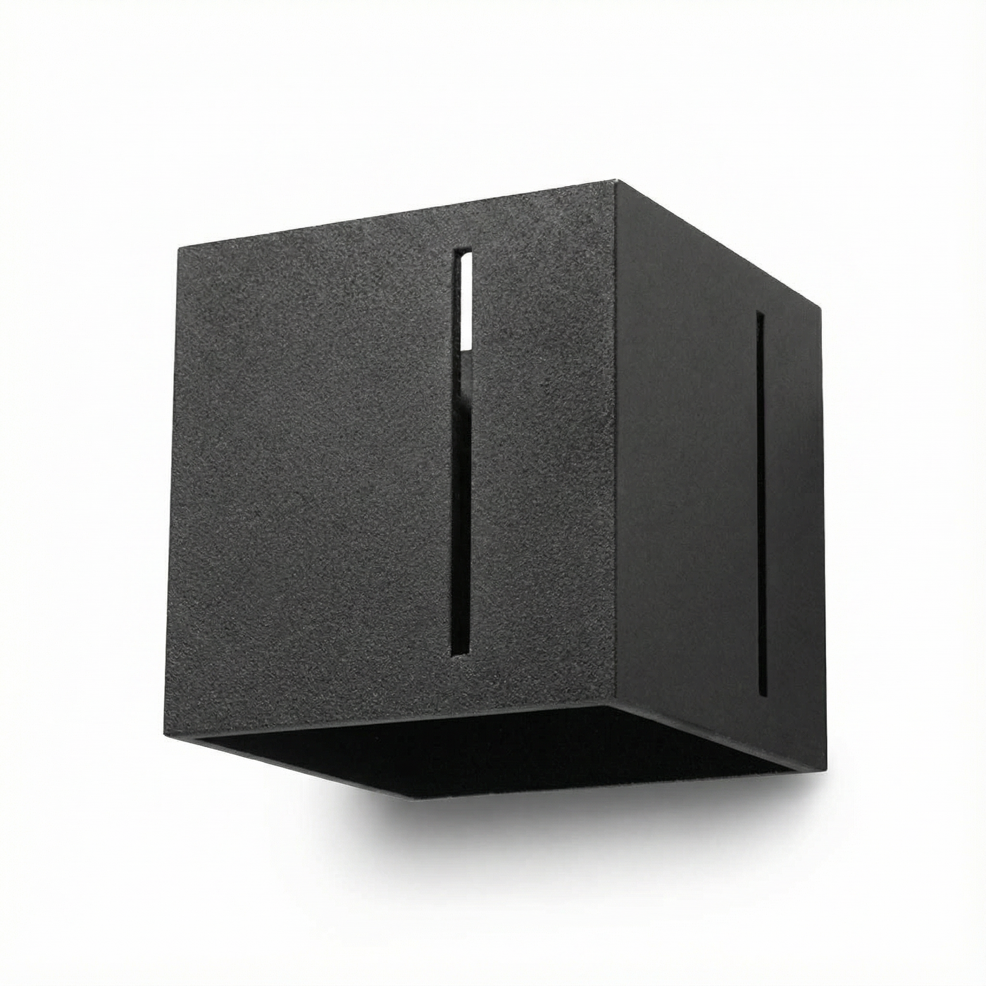 Moderne schwarze perforierte Wandleuchte – Modell Noxarys