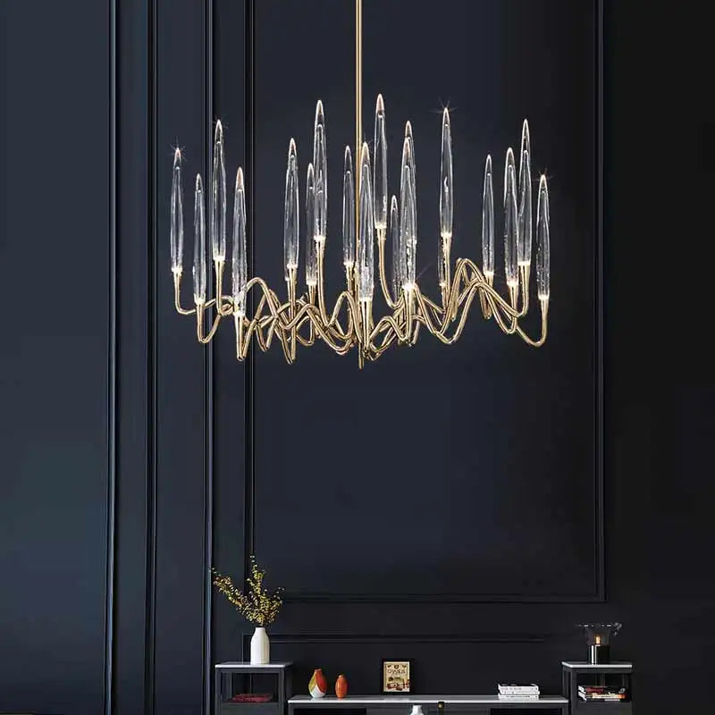 Kroonluchter Sculpturaal Kandelaarinspiratie & Delicate Glans – Plume