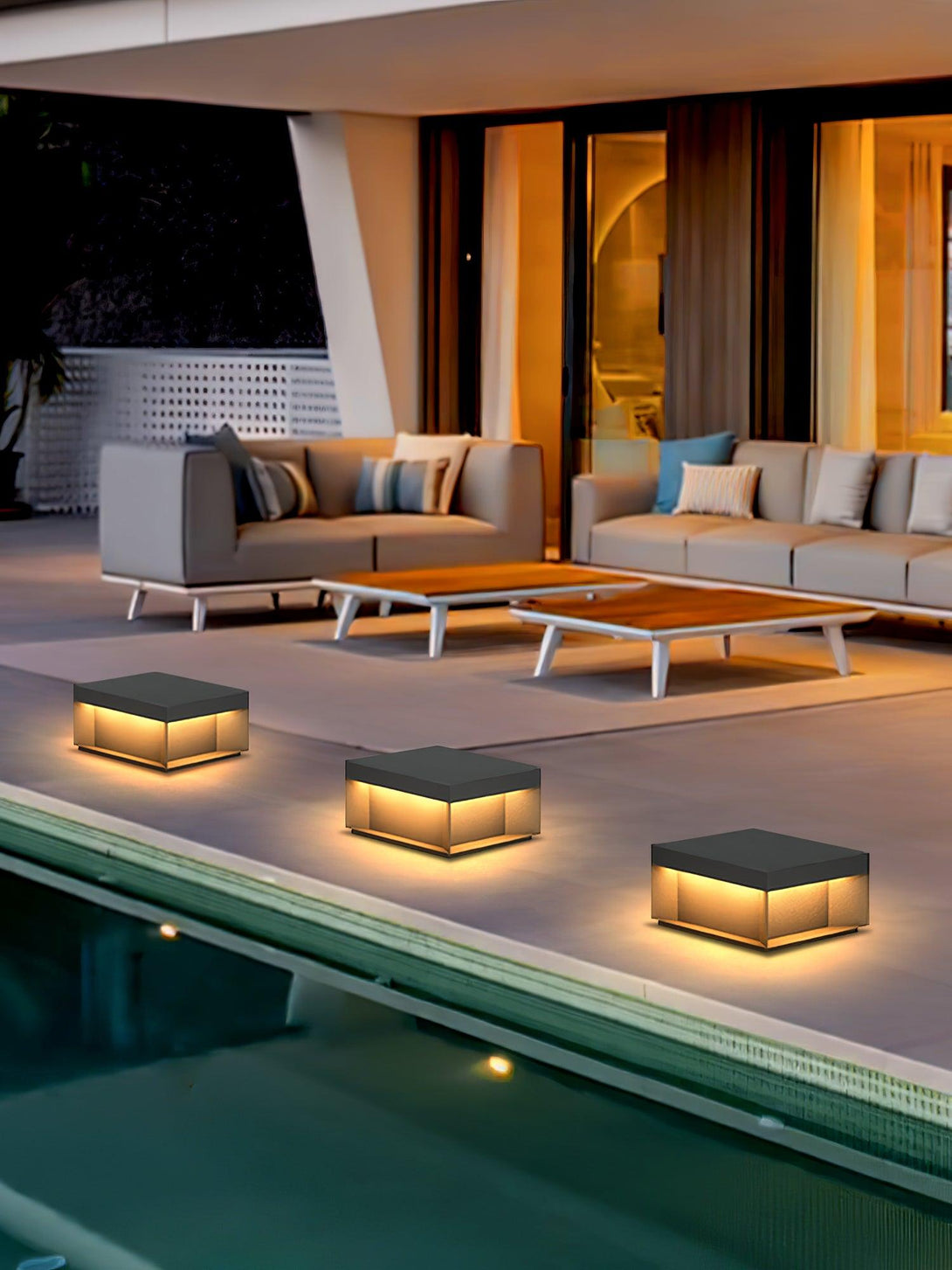 Lampadaire extérieur solaire résistant aux intempéries – Orizonis