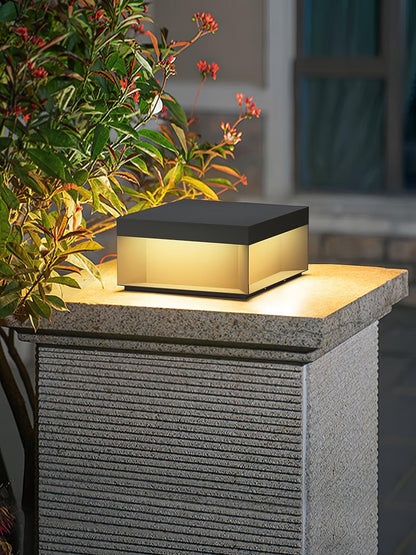 Weather-resistant Solar Outdoor Floor Lamp – Orizonis