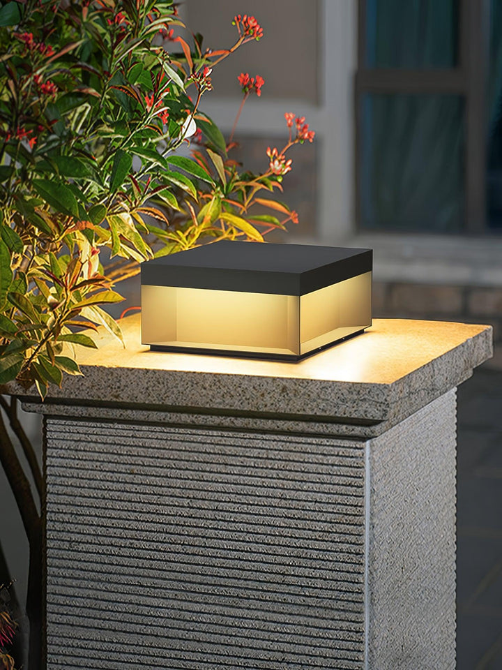 Lampadaire extérieur solaire résistant aux intempéries – Orizonis