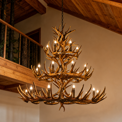 Hirschgeweih-Kronleuchter aus Kunstharz, amerikanischer Chalet-Stil — Floreo
