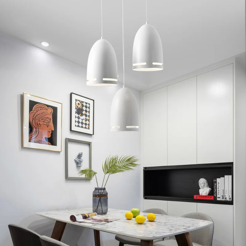 Suspension Haut de Gamme Doré & Ambiance Intemporelle – Vespera