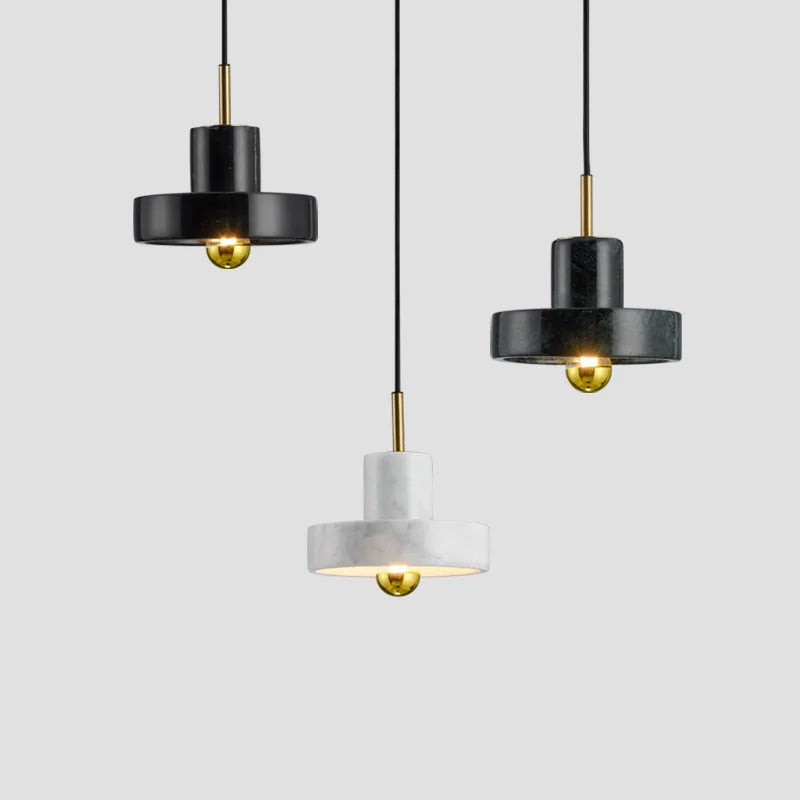Suspension Architecturale Luxe Minimaliste –  Dorée