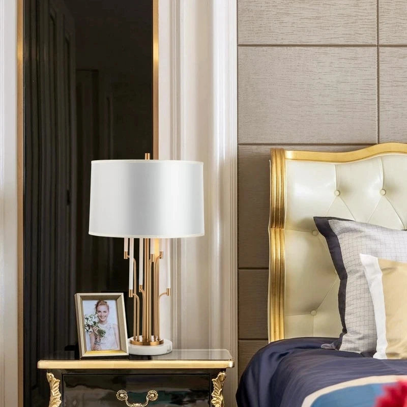 Lampe de Table Style Brut et Moderne pour Intérieur Tendance Blanc– Obsidia