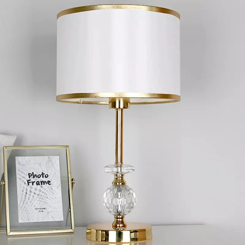 Tijdloos Luxe Designlamp Discreet en Eigentijds – Zyra