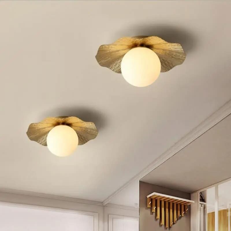 Plafonnier Doré Élégant Lumière Chaleureuse – Élégo