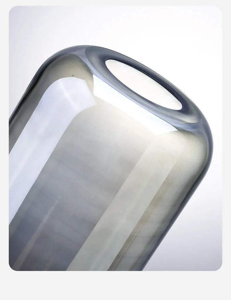 Vase de Table en Verre Moderne – Zelarion