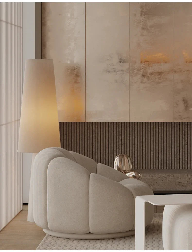 Lampe sur pied en tissu nordique pour salon – Aironde