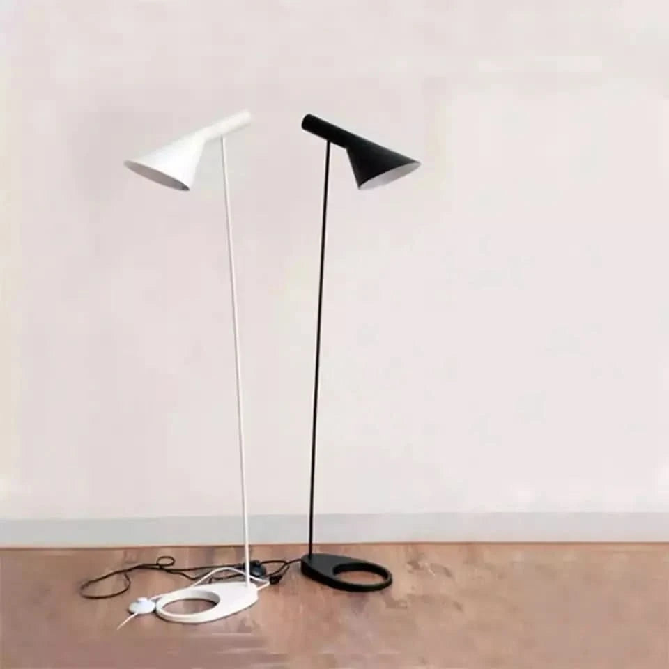Lampadaire Design Minimaliste Polyvalence Totale – Moderna