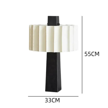 Lampe de table scandinave minimaliste noire Norélys avec abat-jour blanc plissé - vue 9