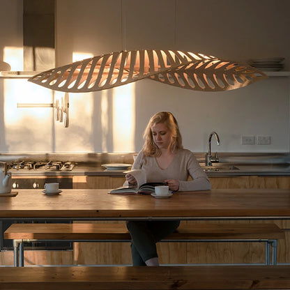 Elegante Veelzijdige Hanglamp voor Gestileerde Interieurs – Vega
