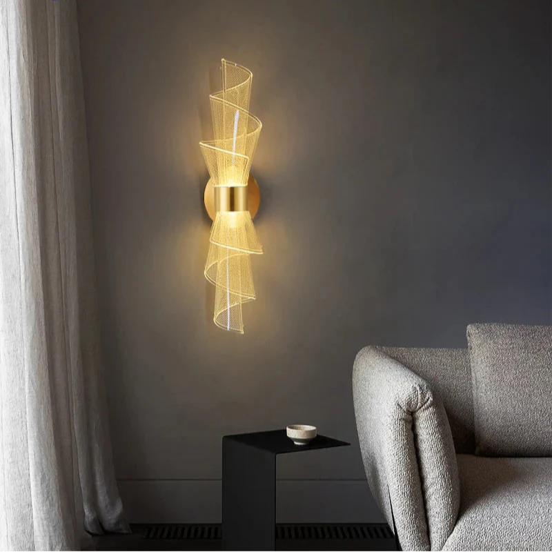 Gouden Metalen Wandlamp LED – Diceptia