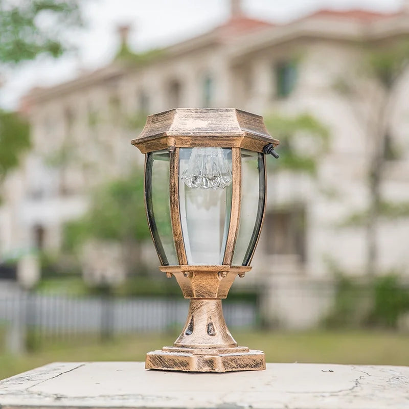Lampe à poser Solaire Extérieure en Aluminium – Callistoria