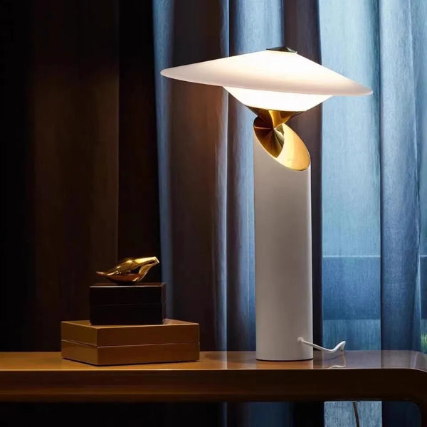 Classic Metal Table Lamp for Bedroom – Bellarte