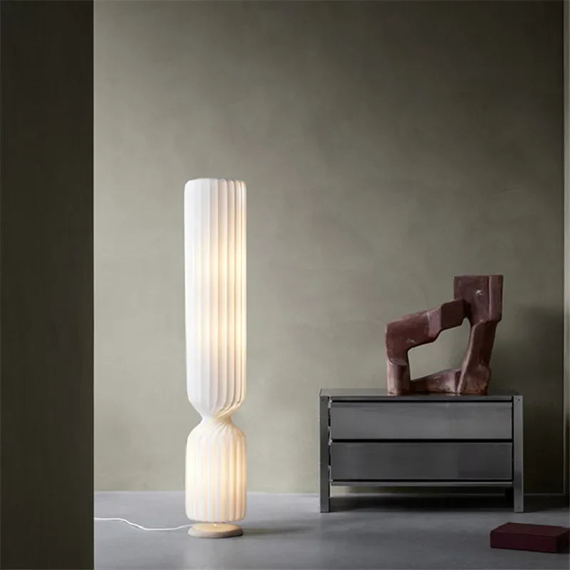 Modern Floor Lamp Soft & Slender – Erida