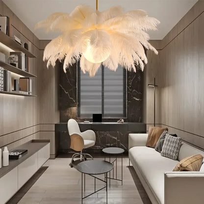 Witte LED-kroonluchter met struisvogelveren voor woonkamer – Featherelle