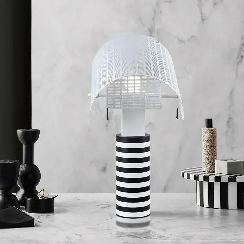Moderne hanglamp in zwart en wit metaal voor woonkamer – Zébrano
