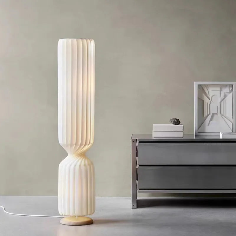 Lampadaire Moderne Doux & Élancé – Erida