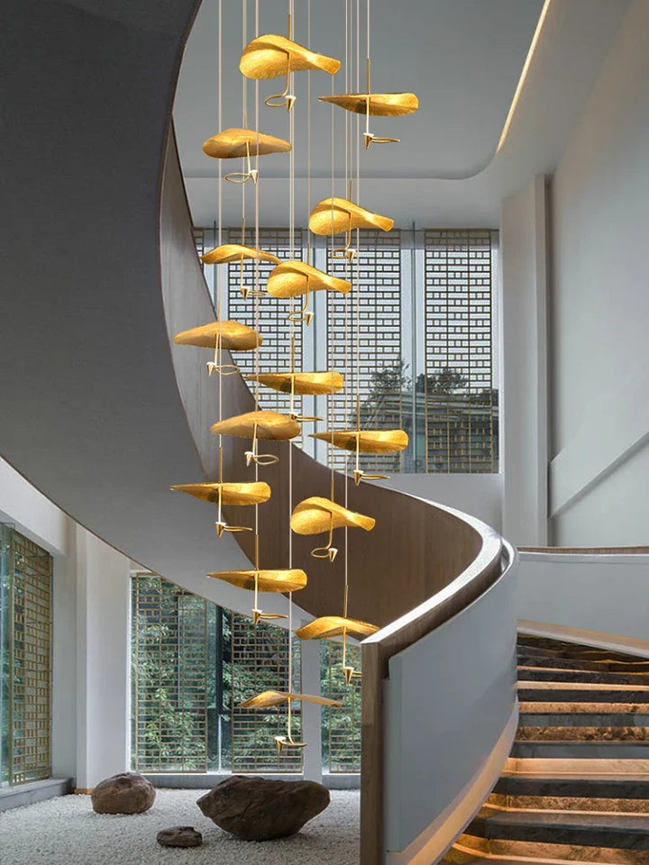 Suspension en cuivre moderne pour duplex – Céloria