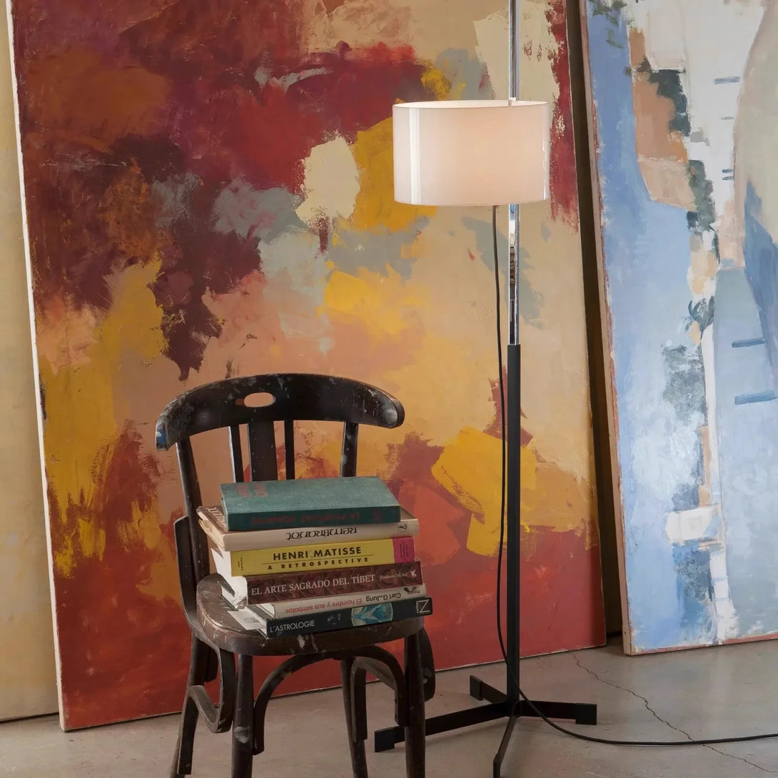 Lampe sur pied design espagnol en métal et tissu – Zelari