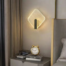 Zeitgenössische schwarze Wandleuchte mit gezielter Beleuchtung – Halo