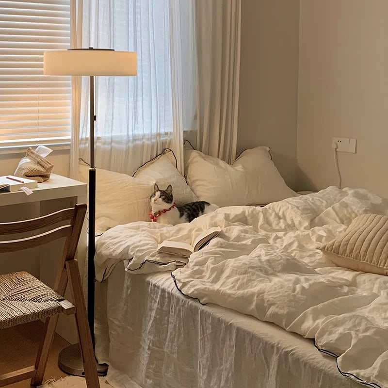 Lampe sur pied en verre et bois pour salon – Armonille