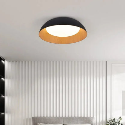 Modern plafondlamp in zwart metaal en hout – Maderique