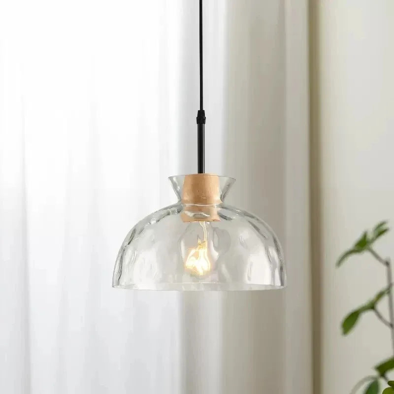 Suspension Raffinée & Verre Élégant – Nyra