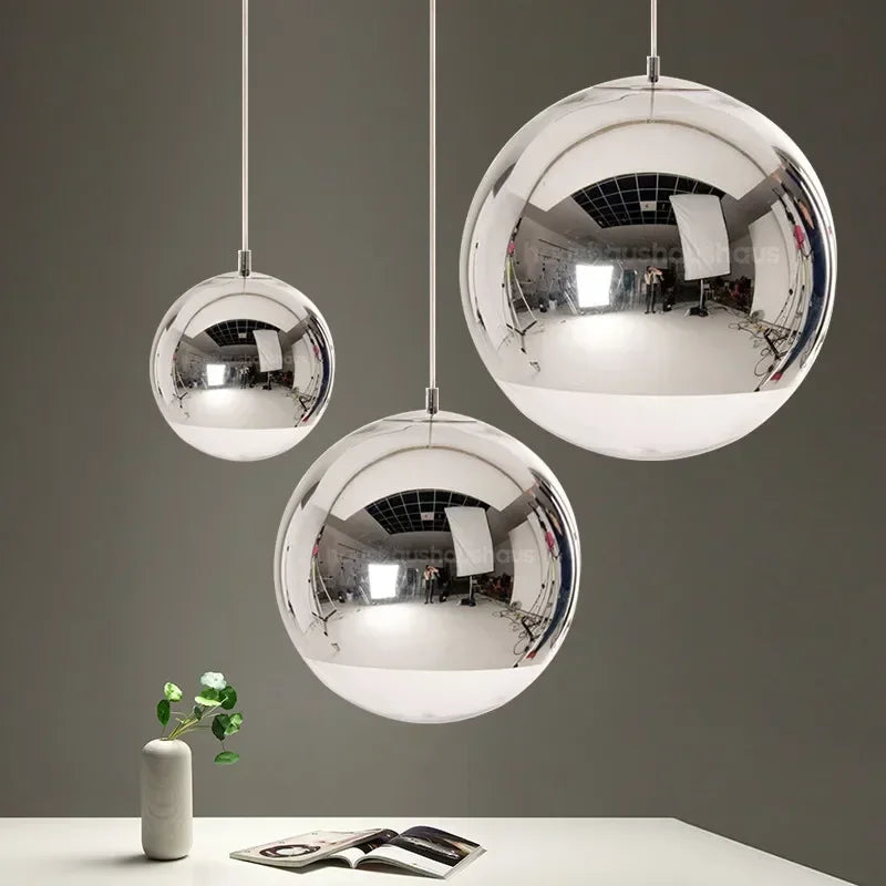 Minimalistische Hanglamp in Verguld Glas voor Restaurants – Alvearelia