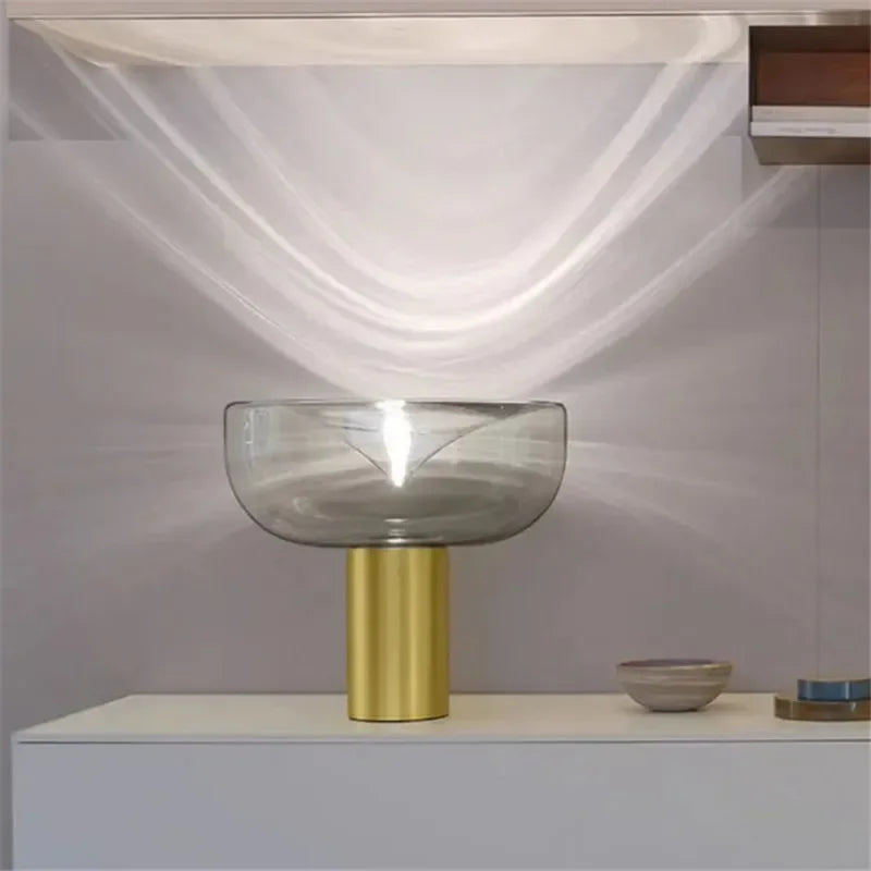 Lampe de table nordique en verre transparent – Aellara