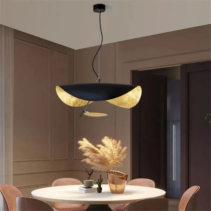 Suspension LED moderne en alliage pour salon et restaurant – Orluxia