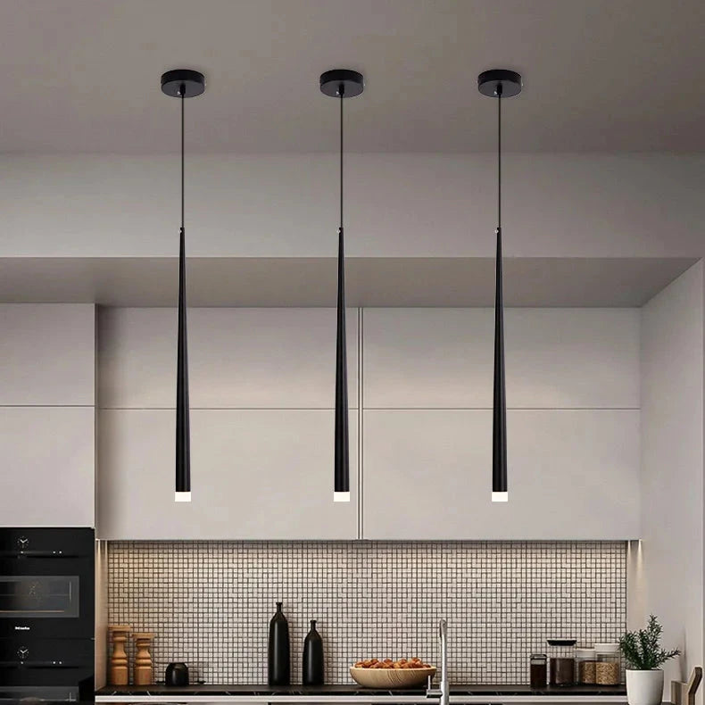 Suspension LED Compact en Nickel Brossé pour Espaces Intérieurs Noir – Flèche Dorée