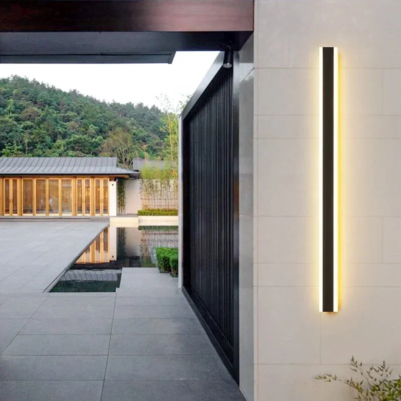 Outdoor Fixture Célaris ambiance view | Luxarmonie