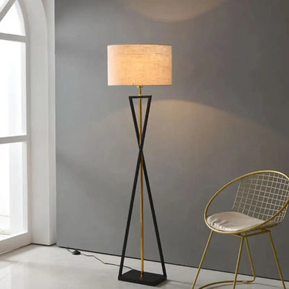 Premium Staande Lamp Ijzer & Zacht Stoffinish – Eleganza