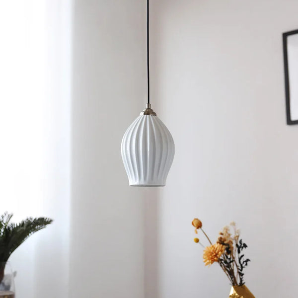 Suspension en céramique nervurée pour salle à manger – Estellion