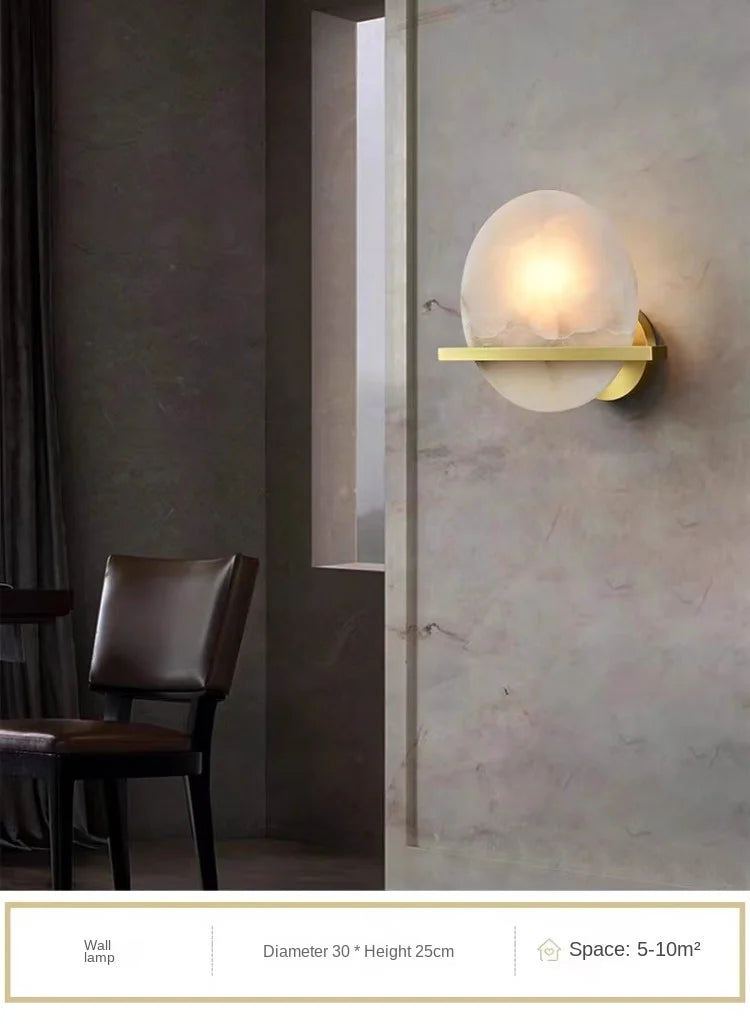 Applique murale en marbre espagnol et cuivre doré pour salon – Zephyria