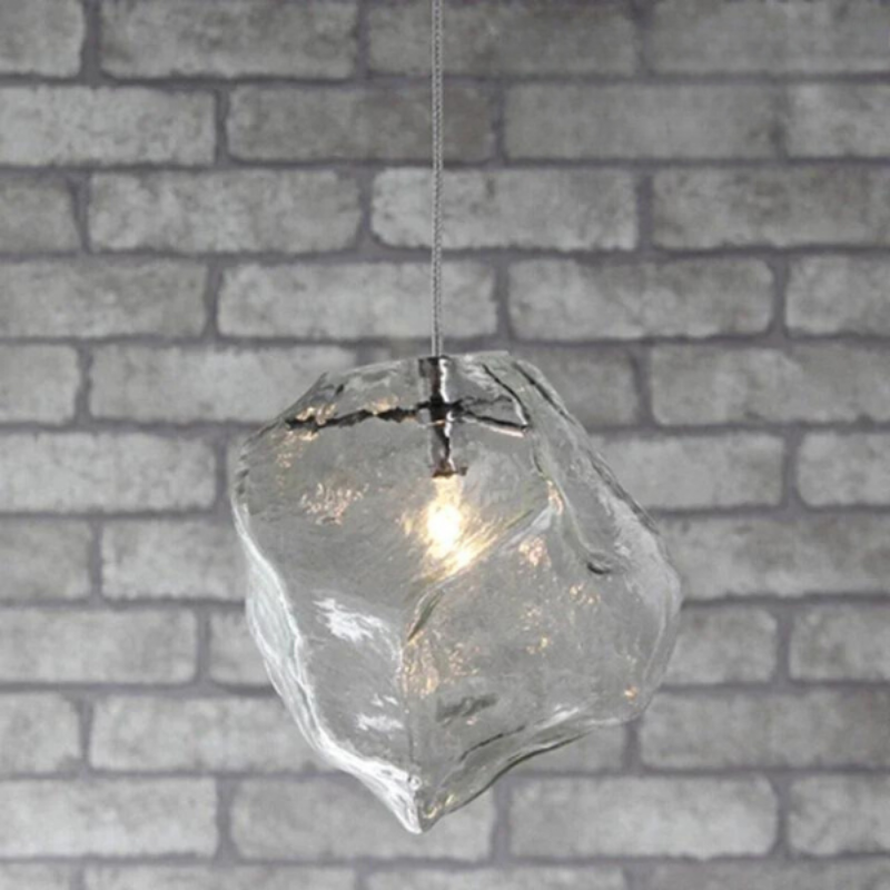 Suspension Verre Clair Design Épuré Lumière Ambiante – Cristallin