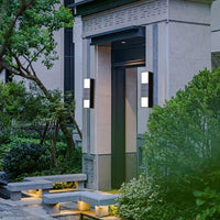 Applique extérieure en acrylique noir – Noctura