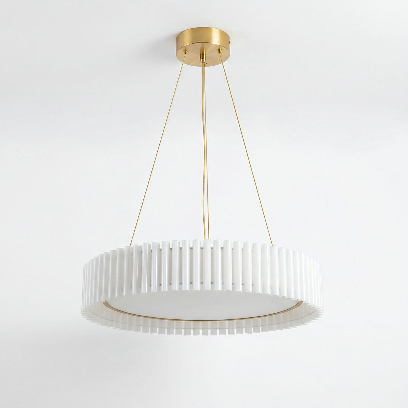 Harmonic Suspension Pure and Graphic Style – Iséora