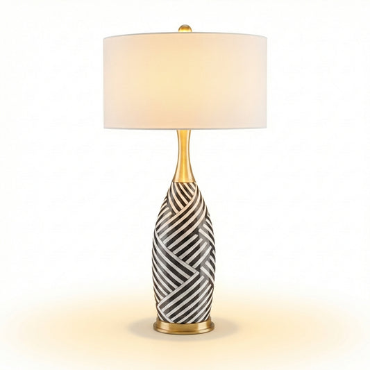 Lampe de table céramique motif zébré noir et blanc avec col doré et abat-jour blanc - vue 10 - Lumière