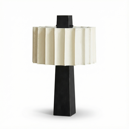 Lampe de table scandinave minimaliste noire Norélys avec abat-jour blanc plissé - vue 1