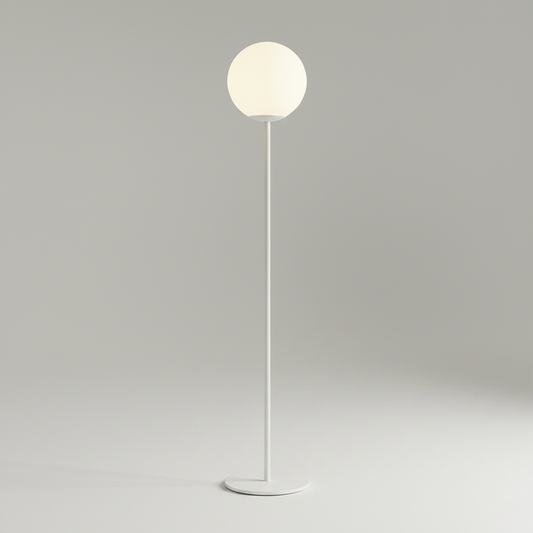 Elegante Stehlampe mit Prestige-Atmosphäre im modernen Stil – Elara